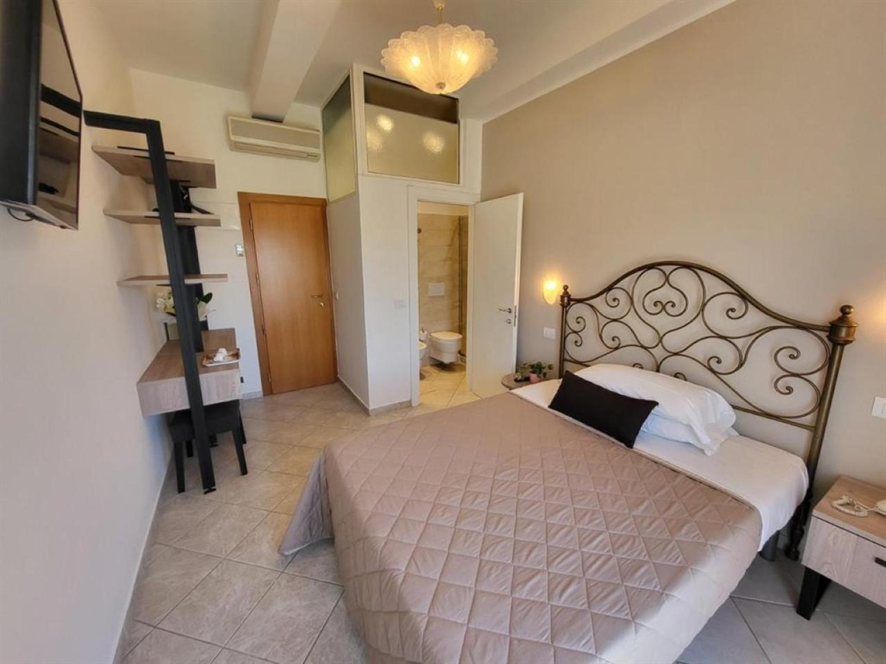 Hotel Villa Fulgida 卡托利卡 外观 照片