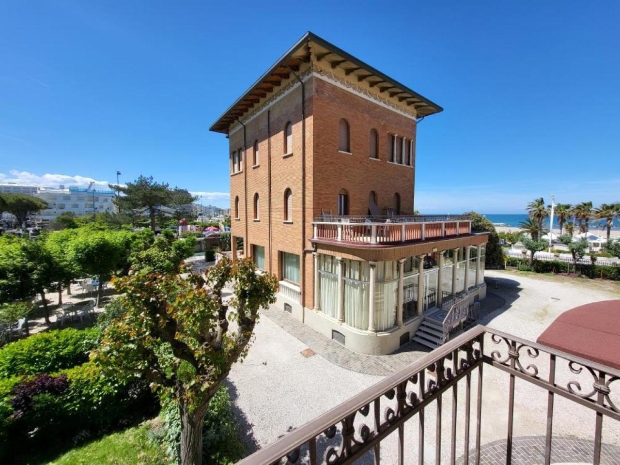 Hotel Villa Fulgida 卡托利卡 外观 照片